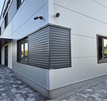 Detail rohového prvku haly ELEGANT