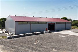 Nové referenční haly: od zemědělství po výrobu