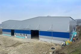 V Březnici rostou moderní haly pro ZAKO Turčín